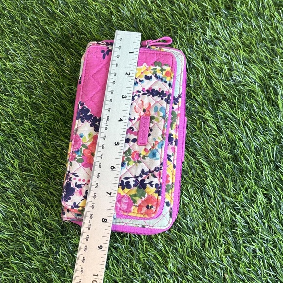 Vera Bradley Floral Quilted Zip Around Wallet Pink Multicolor w/ Wear - Picture 10 of 11